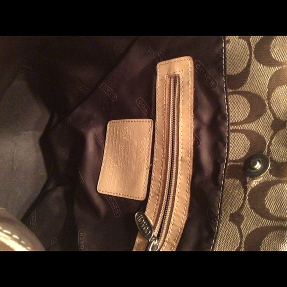 Coach Purse - Picture 4 of 5